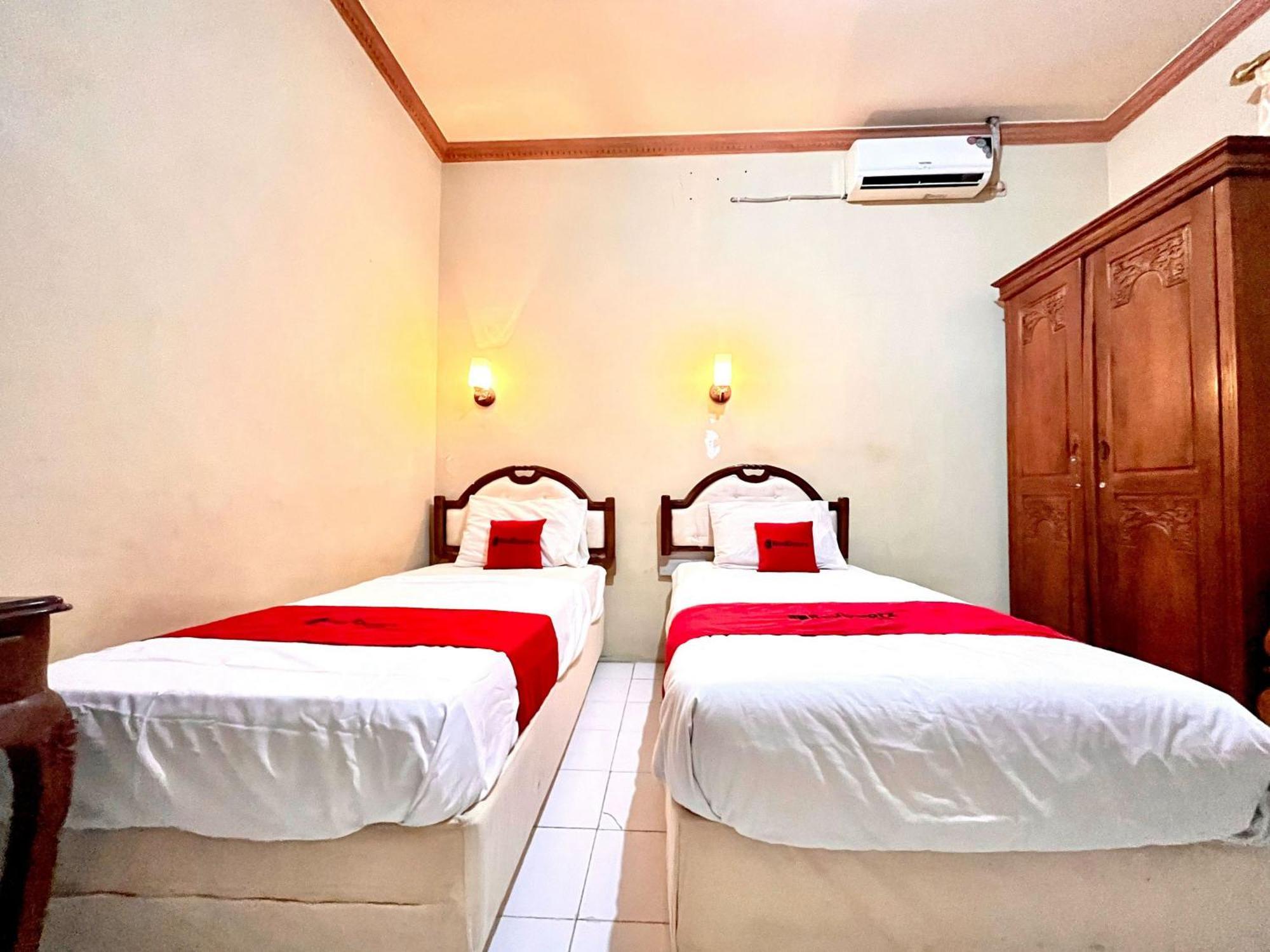 Reddoorz At Hotel Madani Syariah Lempuyangan Yogyakarta Luaran gambar